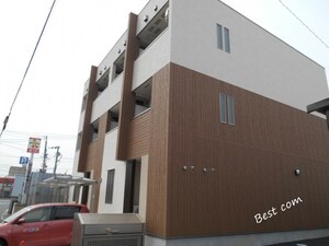 スリーハーブスヒラオカ外観写真