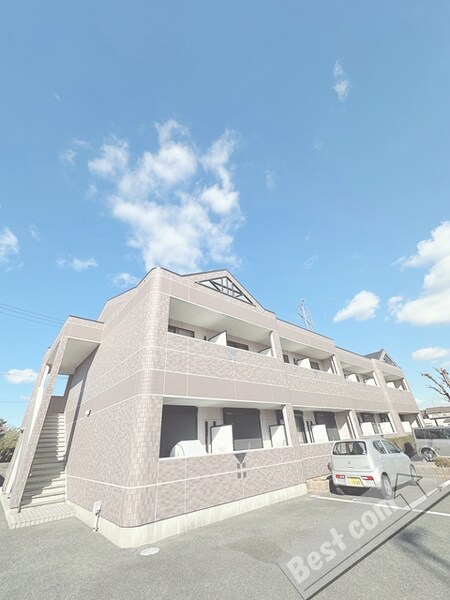 ラヴィーナ壱番館外観写真