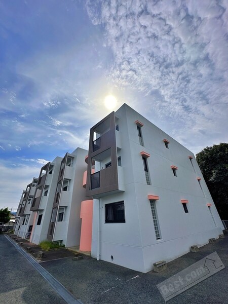 ハイム　エミネンス外観写真