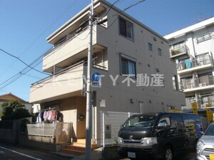 レーヴシャトー外観写真