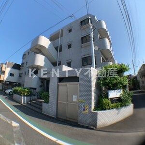 シャイニーエイト外観写真