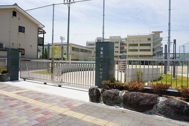 物件外観写真6　(沖洲小学校まで1400m)