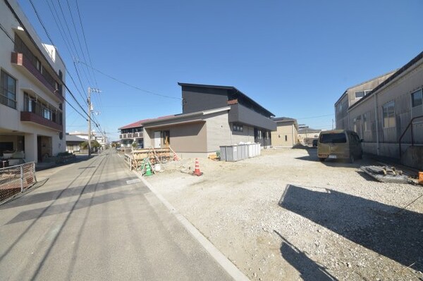 駐車場(駐車場です)