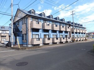 アヴァンセ富沢南壱番館外観写真