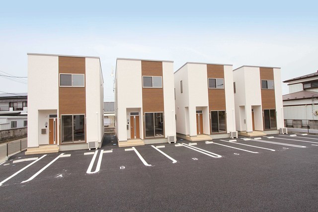 サンフォレスタＡ