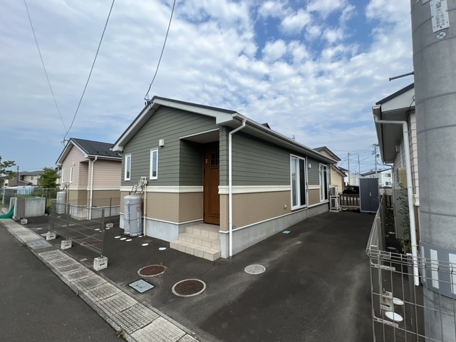 東中田三浦貸家６号棟