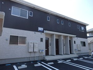 アプローズ遠見塚外観写真