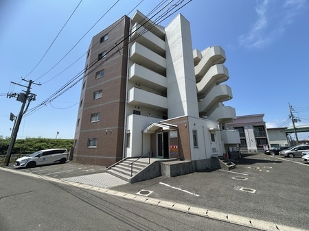 クオーレ白鳥外観写真