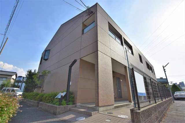 クレシア