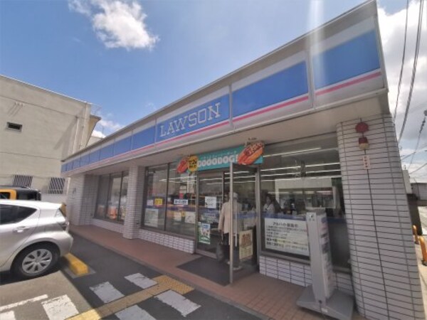 周辺環境(【コンビニエンスストア】ローソン 恵我之荘駅前店まで715ｍ)
