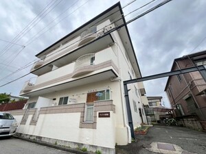 クレスト北花田外観写真