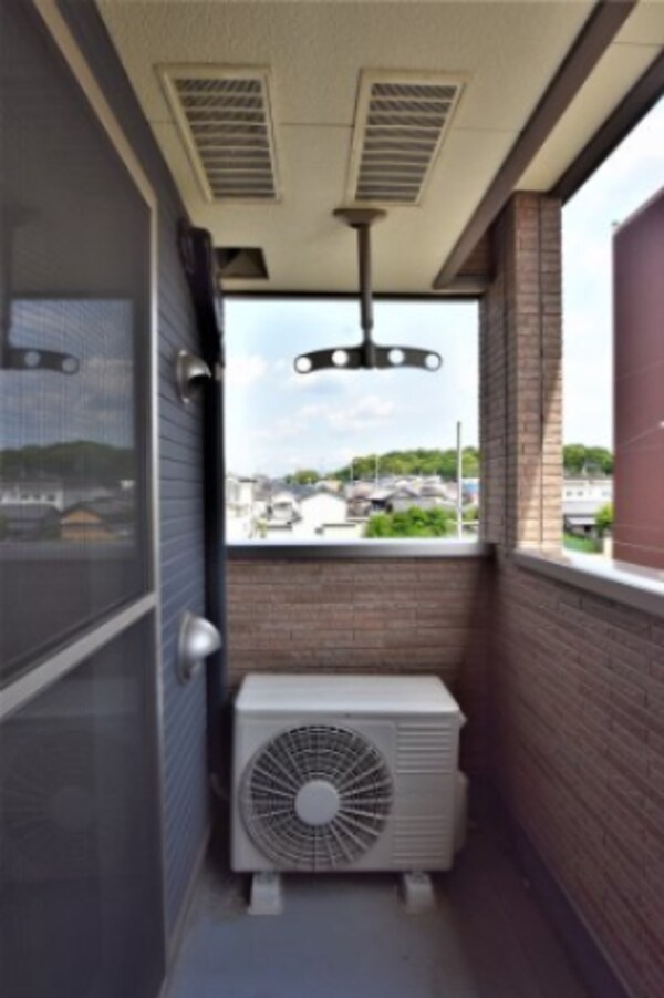 バルコニー(同建物、別部屋の写真です。参考にご覧ください。)