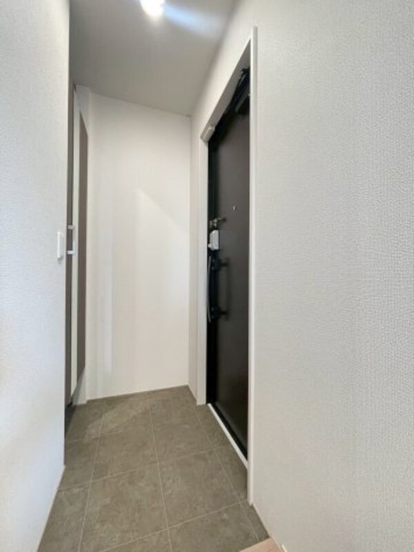 玄関(同施工会社、別物件の写真です。参考にご覧ください。)