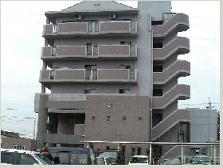 ベルファーレ　ヤブウチ外観写真