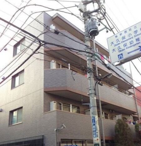 プレール・ドゥーク東新宿Ⅱ外観写真