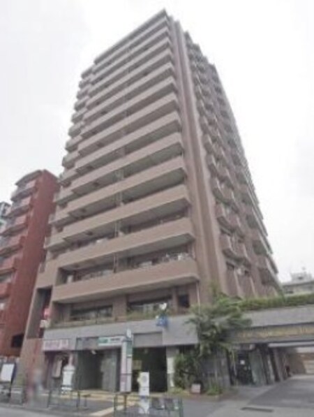 クリオ東新宿壱番館外観写真