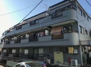 リヴォーレ鶴水外観写真