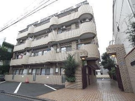 ヴィラ・サンベルナール新宿外観写真