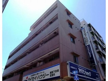 YM赤塚外観写真