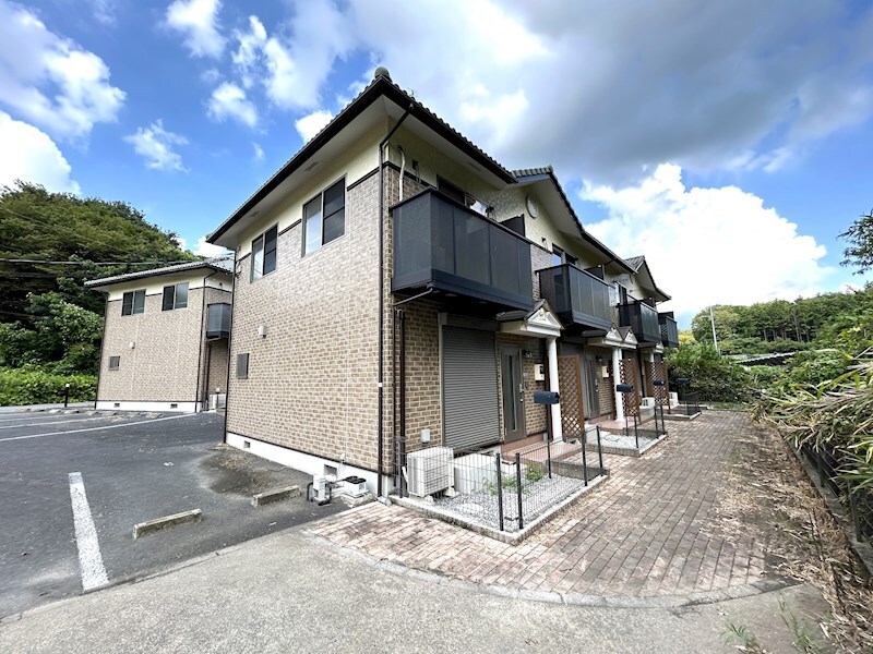 メゾンファミリーオーブ　Ａの物件外観写真