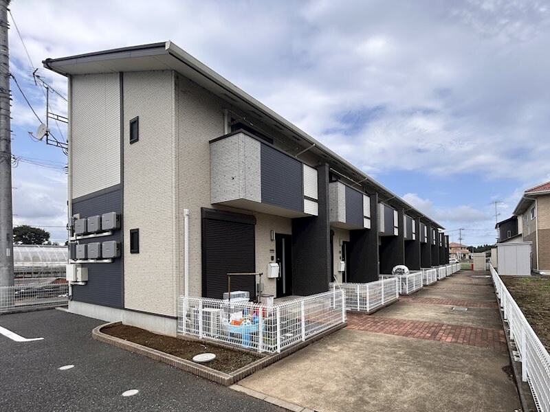 Ｃｌｏｖｅｒの物件外観写真