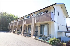 Ｆｏｒｅｔ　Ｃｈａｒｍａｎｔ　Ｃ（フォレ　シャルマン）外観写真