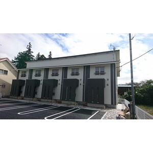 Wing　Court　参番館外観写真