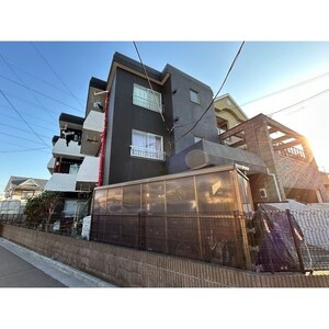 イワモトビル　ホワイトコーポラス外観写真