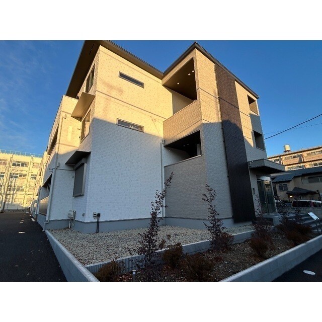 グラントレ宮城の物件外観写真