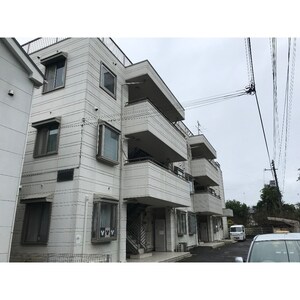 メゾンエスポアール外観写真