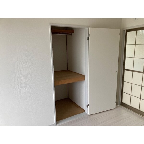 内装他