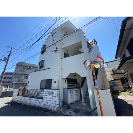 メゾンブランシュ三鷹新川外観写真