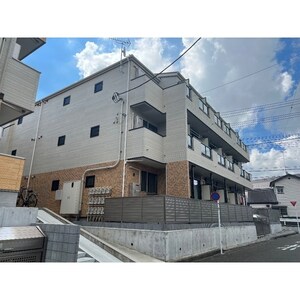 リポス瀬谷A棟外観写真