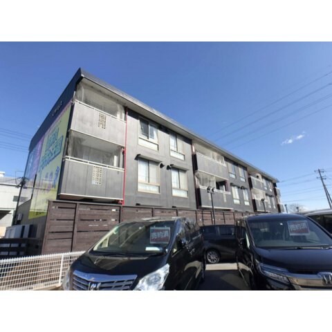 ペアパレスの物件外観写真