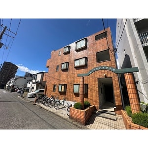 ロイヤルハイツ大島外観写真