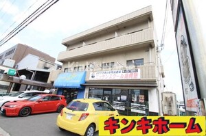 西小二里マンション外観写真