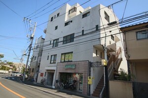 メゾン・真間外観写真