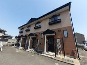ミレニアム五月外観写真