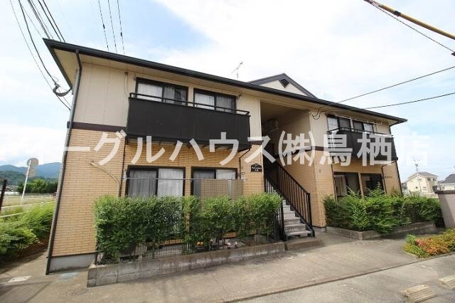 ヴューコスモA棟の物件外観写真