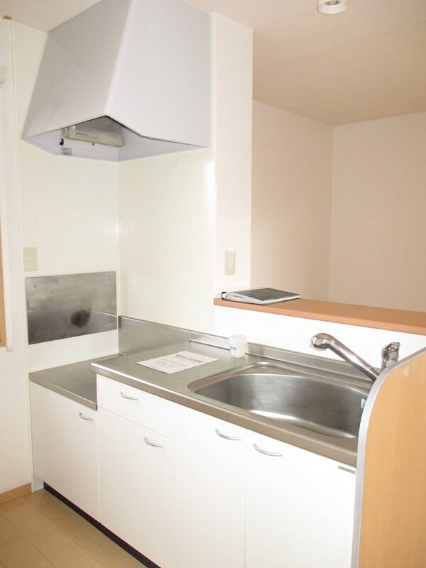 物件内観写真3　(カウンターキッチン)