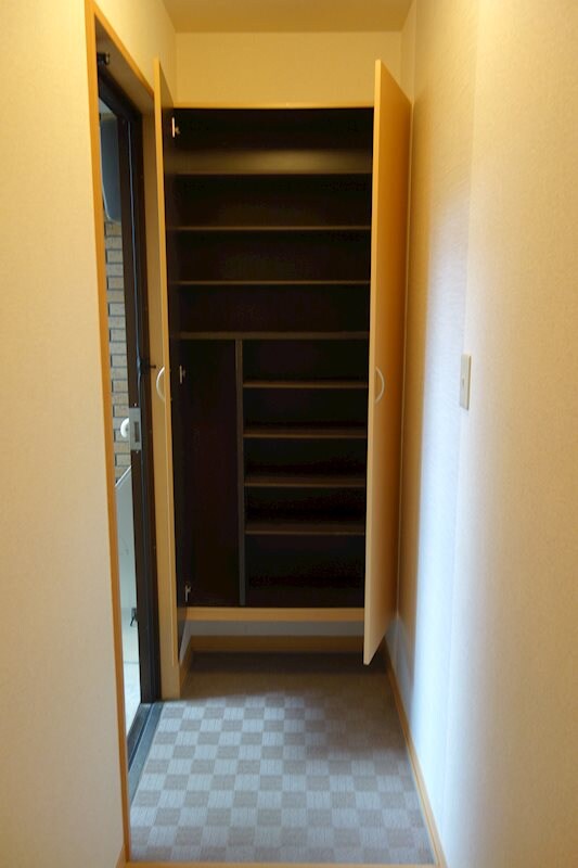 物件内観写真7　(廊下)