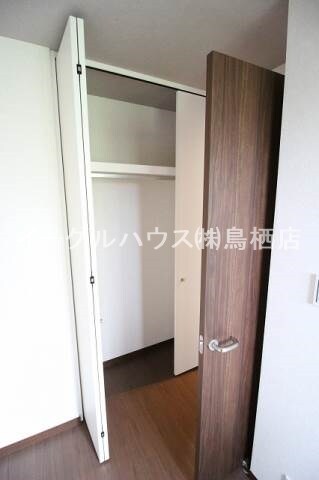 バローニＡ棟の収納