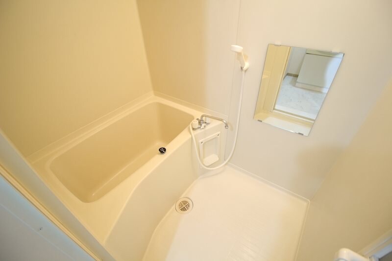 物件内観写真5　(お風呂)