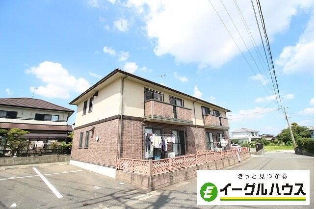 物件外観写真1　(全室角部屋タイプ)