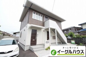 レフリゼント鎗田外観写真