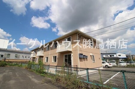 ドエル池の内外観写真