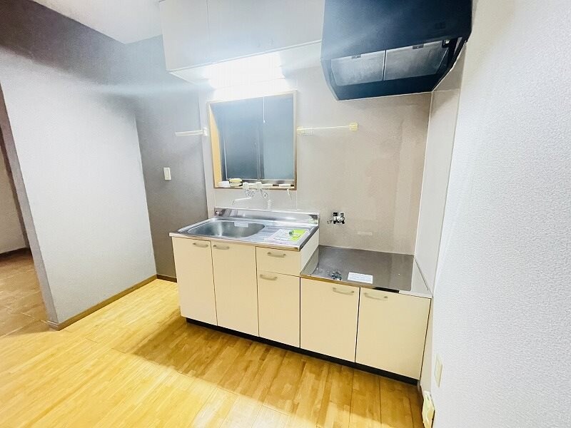 下村借家のキッチン