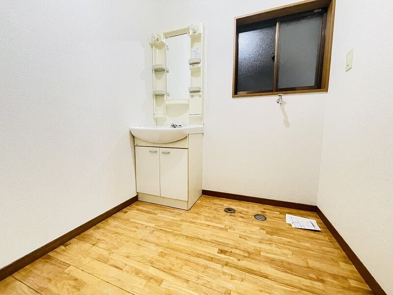 下村借家の洗面所