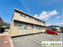 グレイスA棟の外観写真