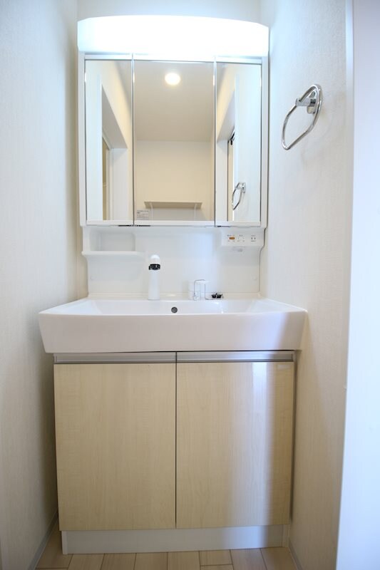 物件内観写真2　(写真は同施工会社の類似物件のものです。)